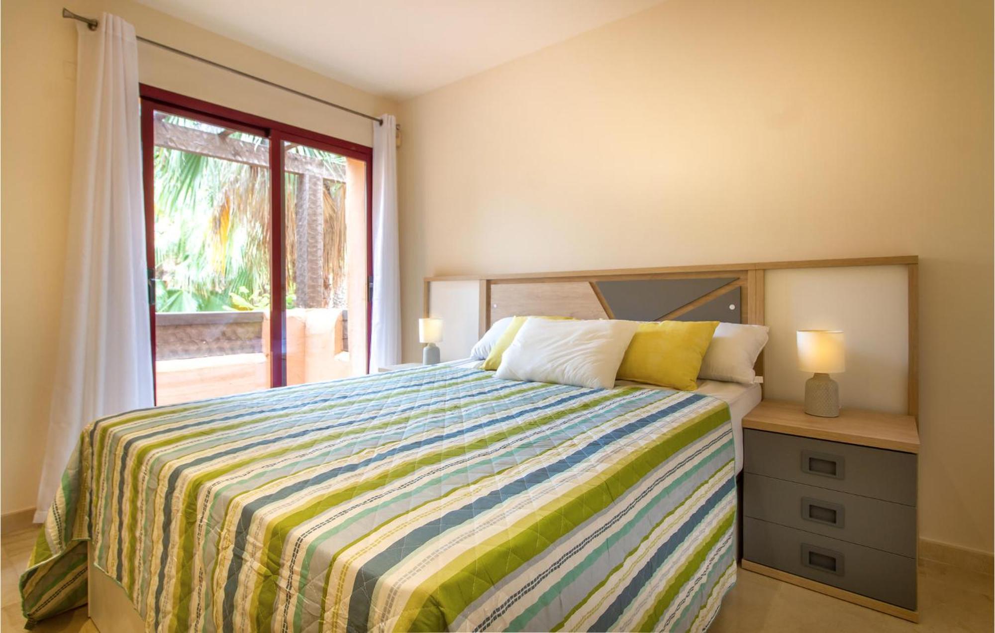 Lovely Apartment In Los Alcazares With Kitchen Dış mekan fotoğraf